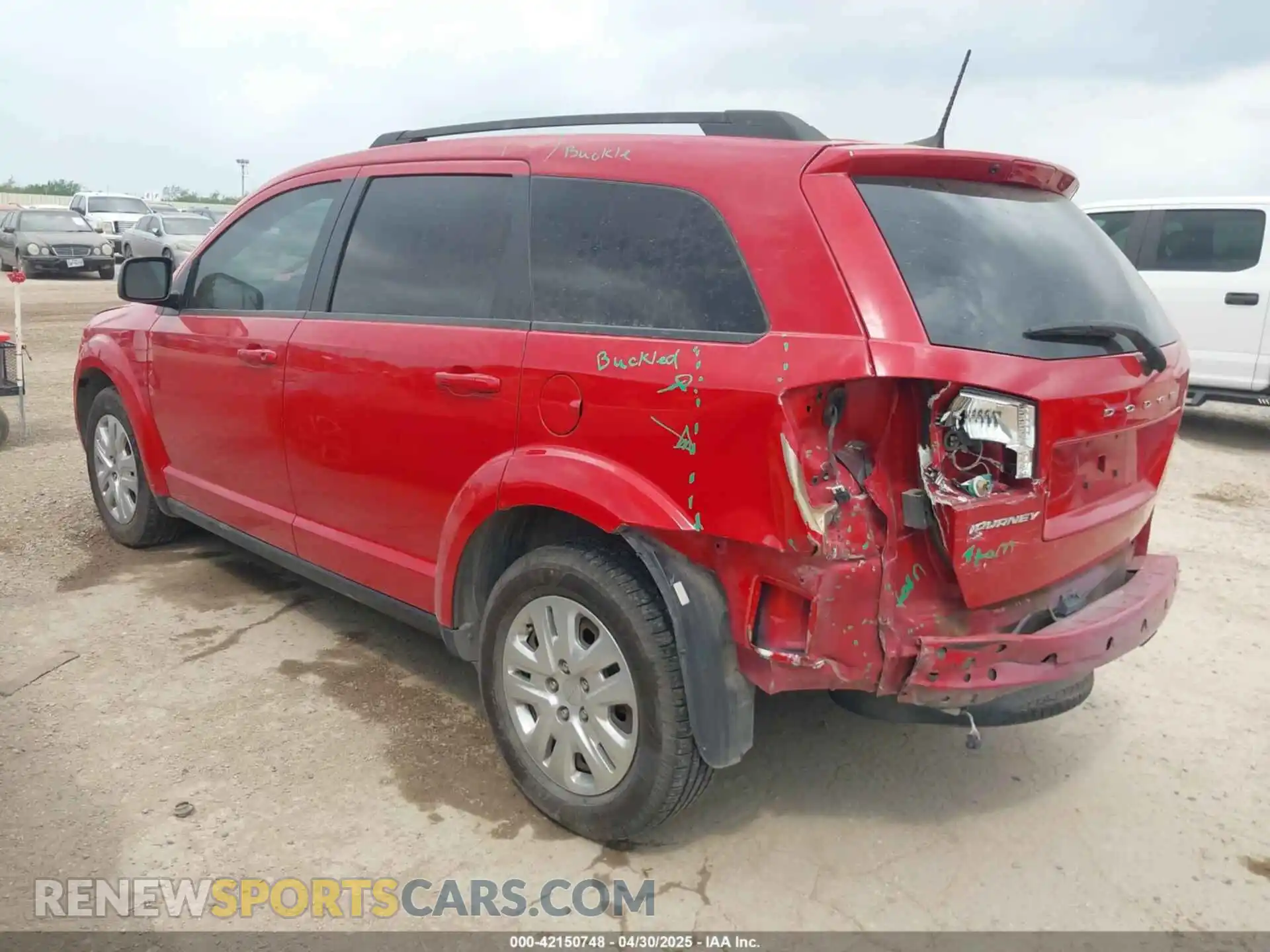 3 fotografías del automóvil dañado 3C4PDCAB1LT277932 DODGE JOURNEY 2020