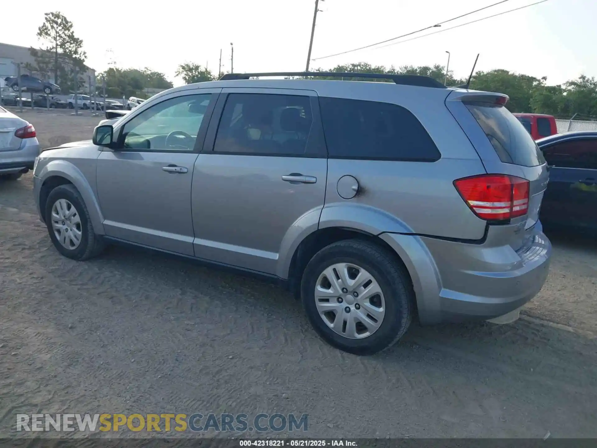 3 fotografías del automóvil dañado 3C4PDCAB2LT270729 DODGE JOURNEY 2020