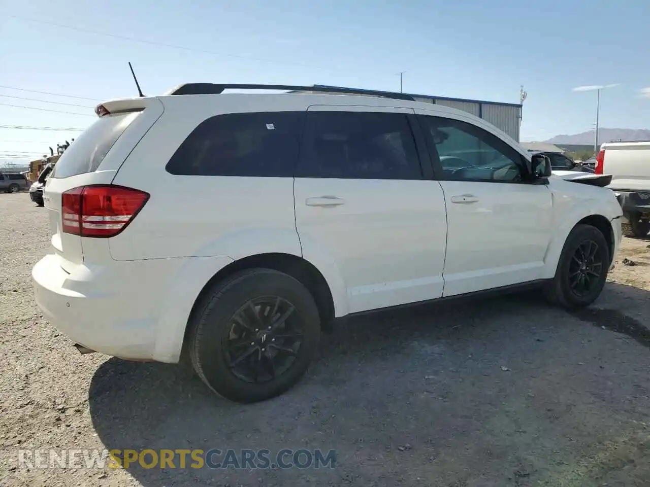 3 Photograph of a damaged car 3C4PDCAB2LT271931 DODGE JOURNEY 2020