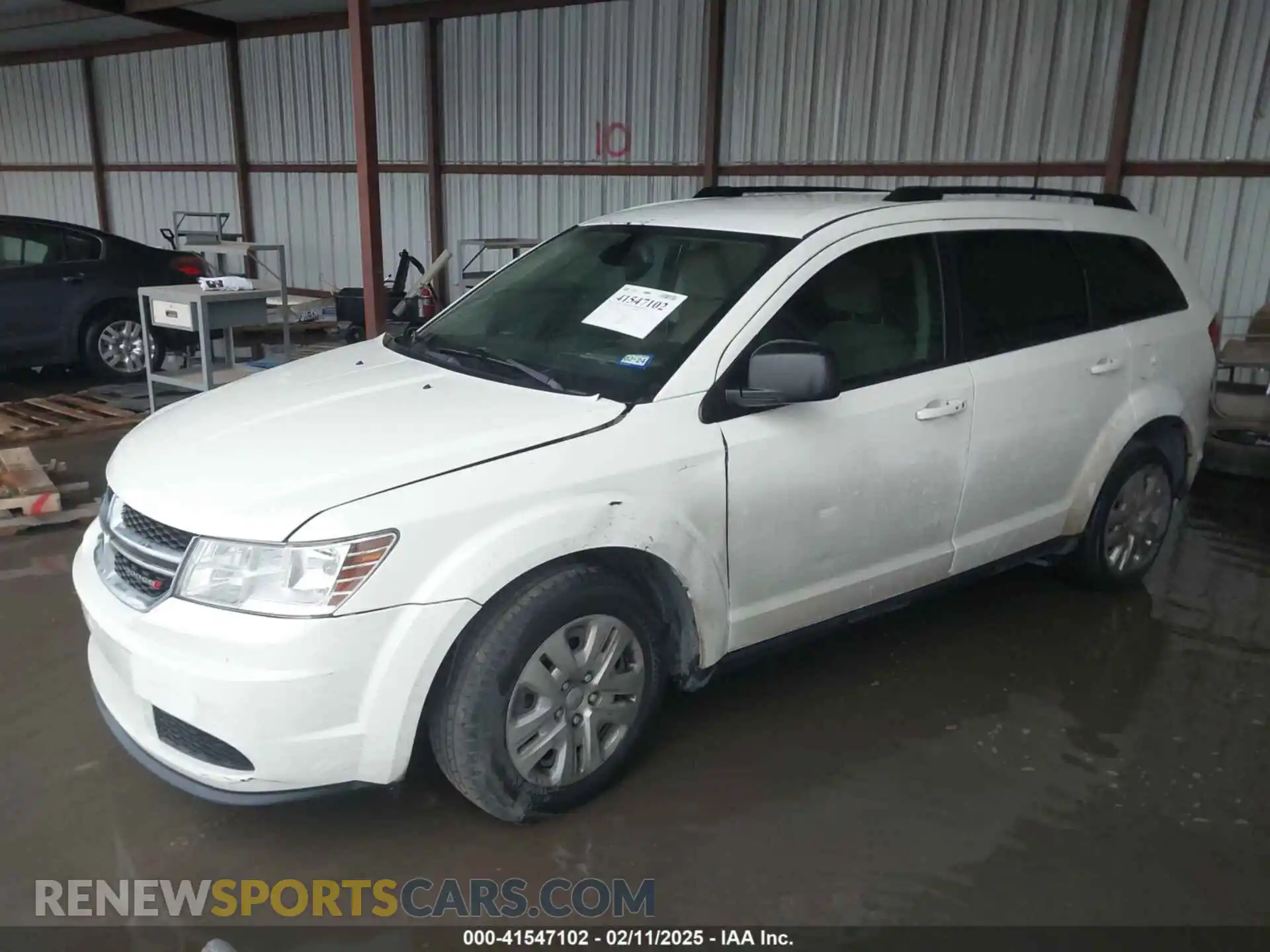 2 Photograph of a damaged car 3C4PDCAB3LT183311 DODGE JOURNEY 2020