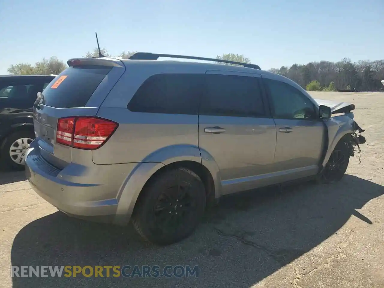 3 Photograph of a damaged car 3C4PDCAB3LT219174 DODGE JOURNEY 2020