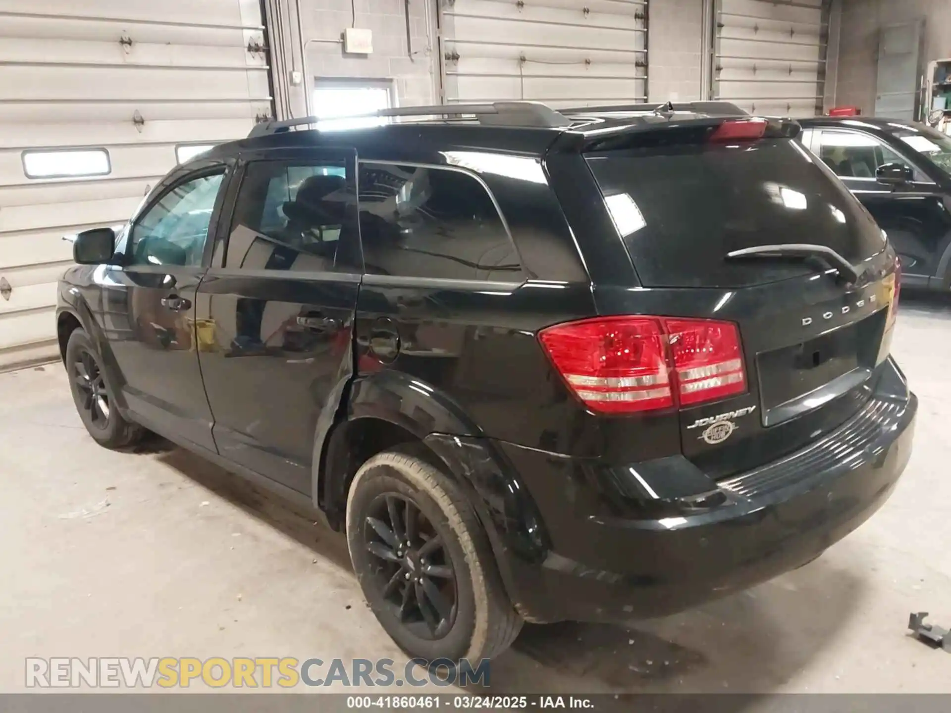 3 Photograph of a damaged car 3C4PDCAB3LT260601 DODGE JOURNEY 2020