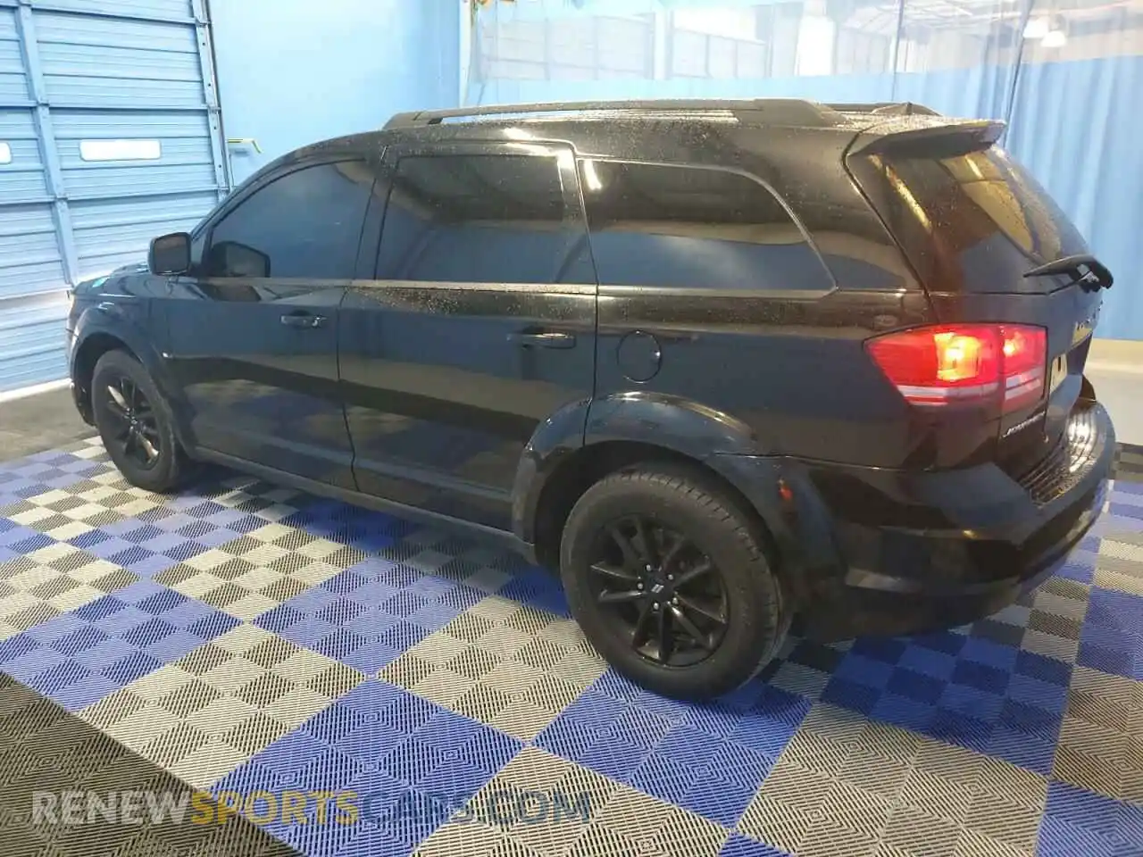 2 fotografías del automóvil dañado 3C4PDCAB4LT195144 DODGE JOURNEY 2020