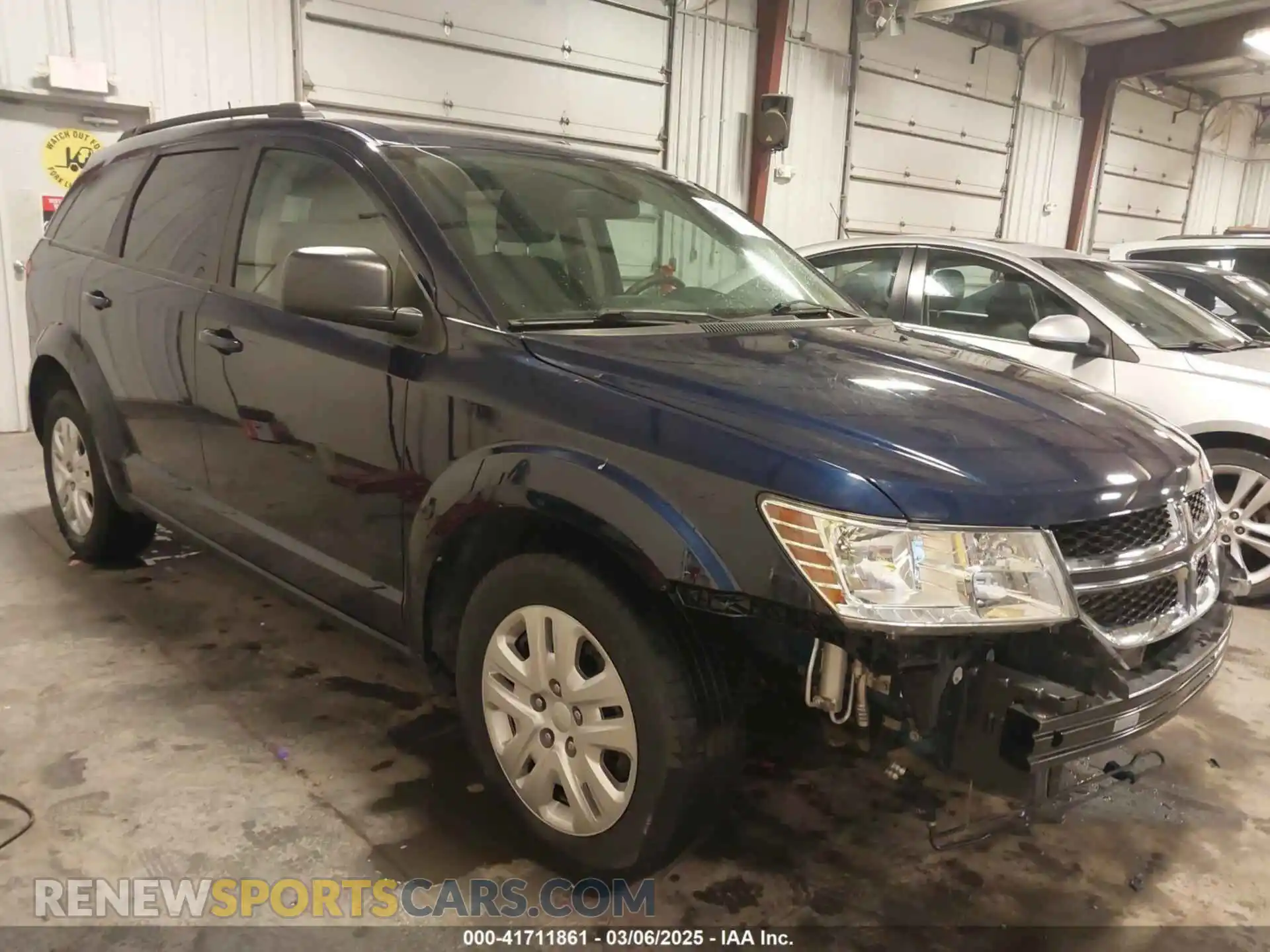 1 Photograph of a damaged car 3C4PDCAB4LT262776 DODGE JOURNEY 2020