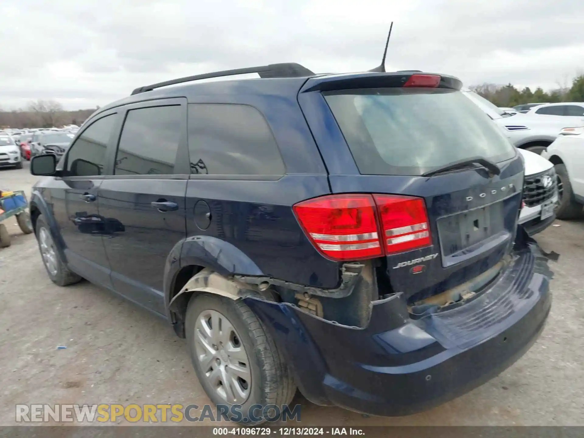 3 fotografías del automóvil dañado 3C4PDCAB4LT276404 DODGE JOURNEY 2020