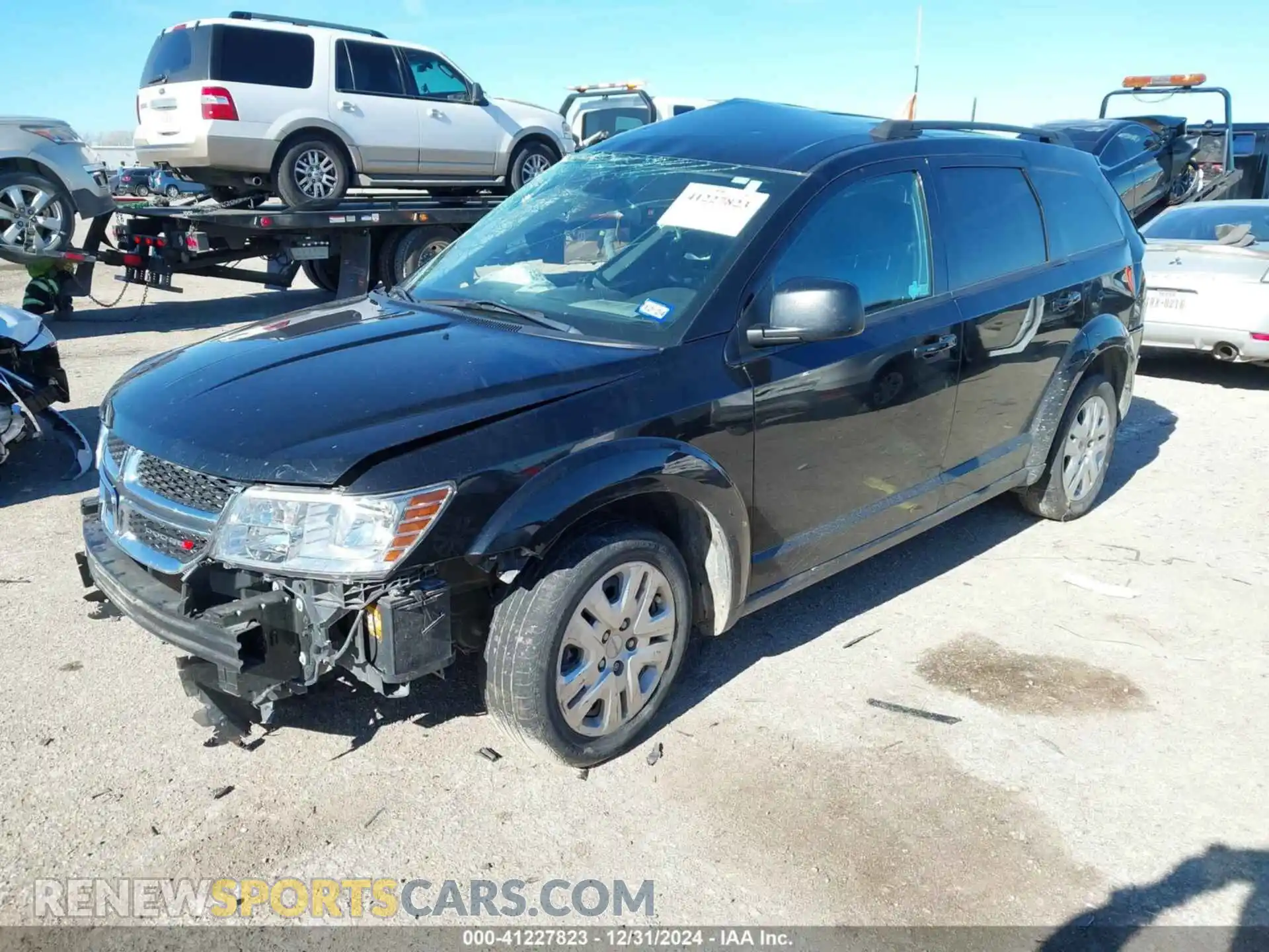 2 Photograph of a damaged car 3C4PDCAB5LT207155 DODGE JOURNEY 2020