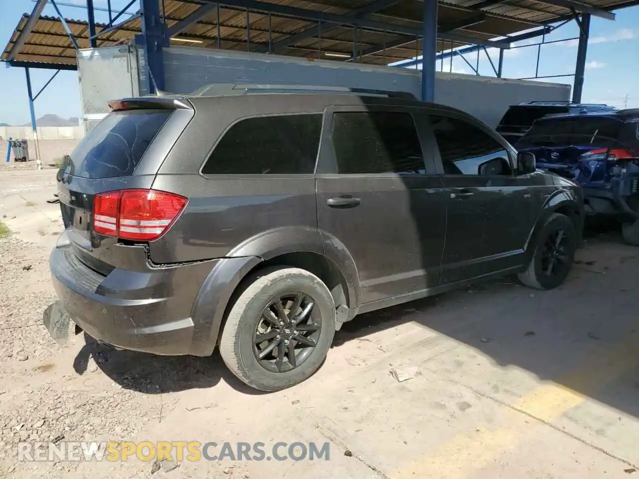 3 Photograph of a damaged car 3C4PDCAB5LT280526 DODGE JOURNEY 2020