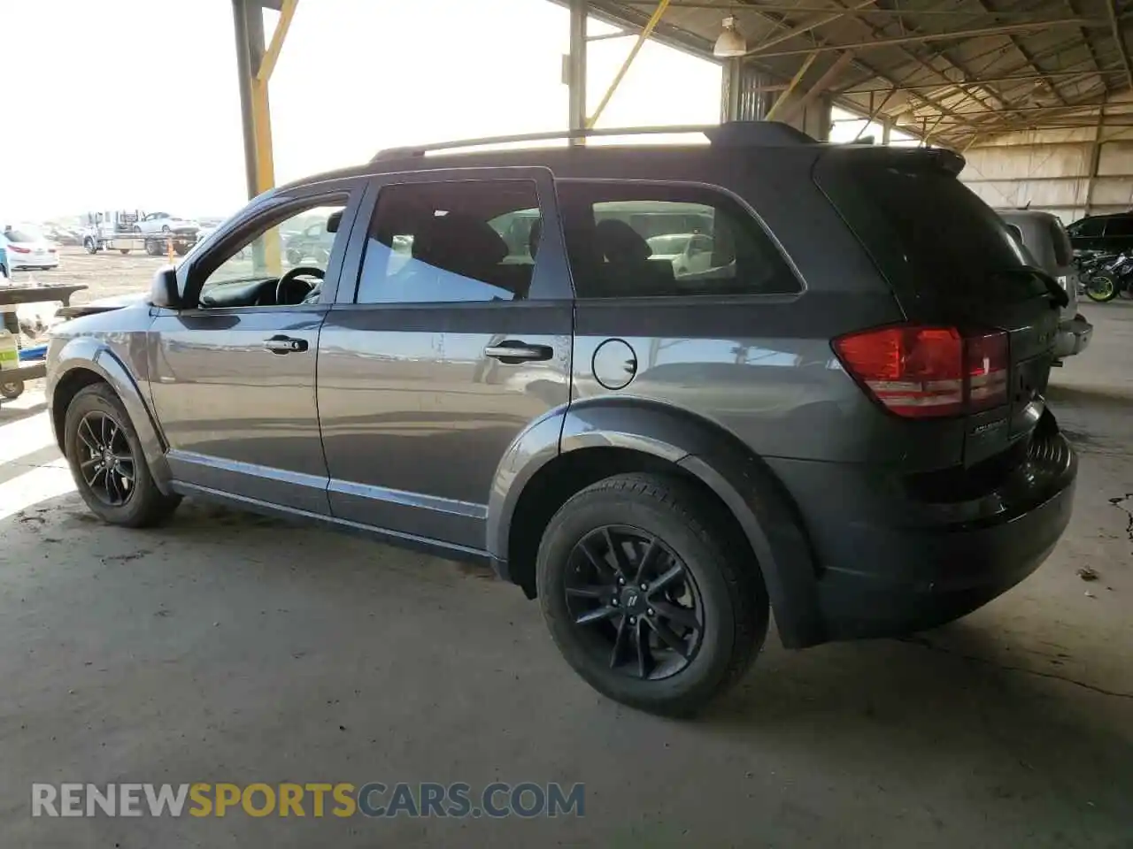 2 Photograph of a damaged car 3C4PDCAB7LT242263 DODGE JOURNEY 2020