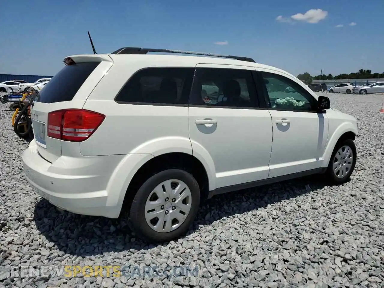 3 Photograph of a damaged car 3C4PDCAB9LT180753 DODGE JOURNEY 2020
