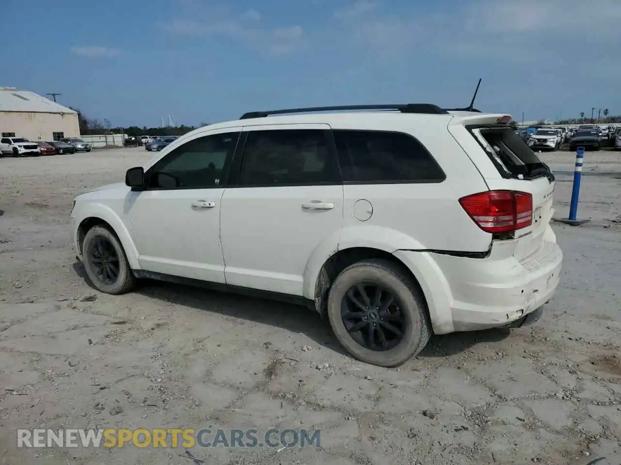 2 Photograph of a damaged car 3C4PDCAB9LT199741 DODGE JOURNEY 2020