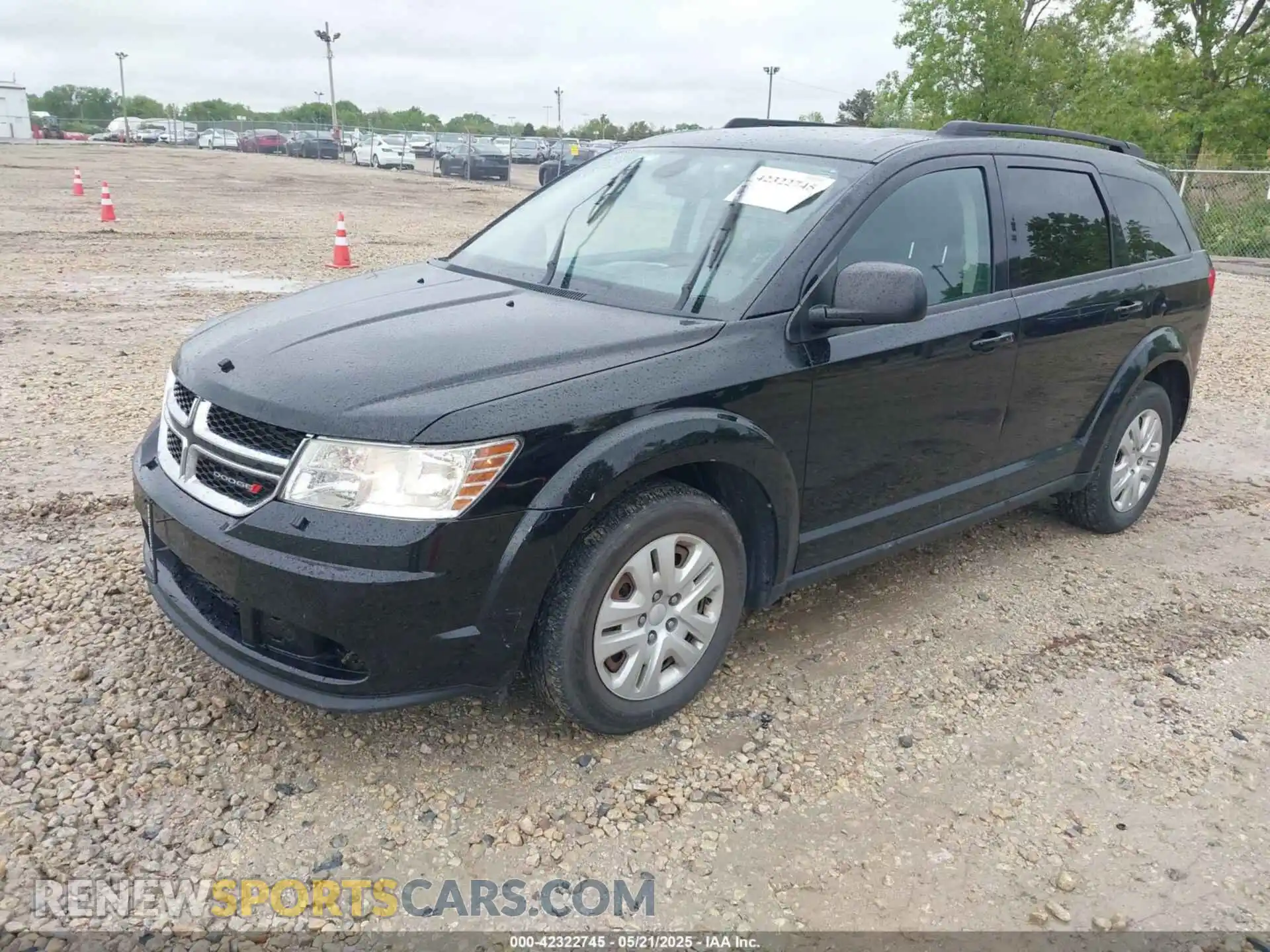 2 fotografías del automóvil dañado 3C4PDCAB9LT254446 DODGE JOURNEY 2020