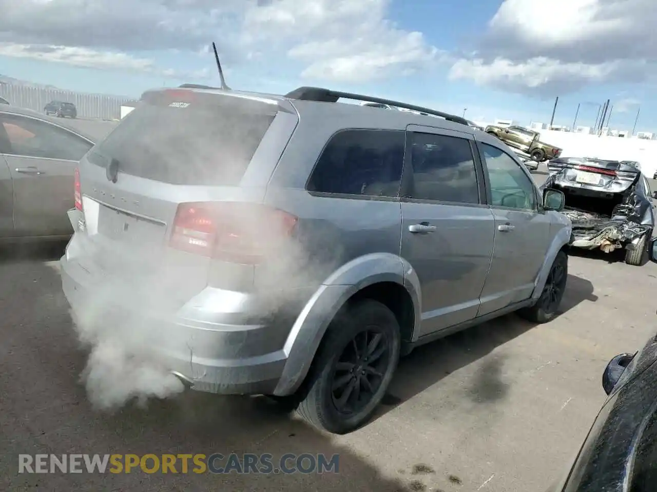 3 Photograph of a damaged car 3C4PDCAB9LT275975 DODGE JOURNEY 2020