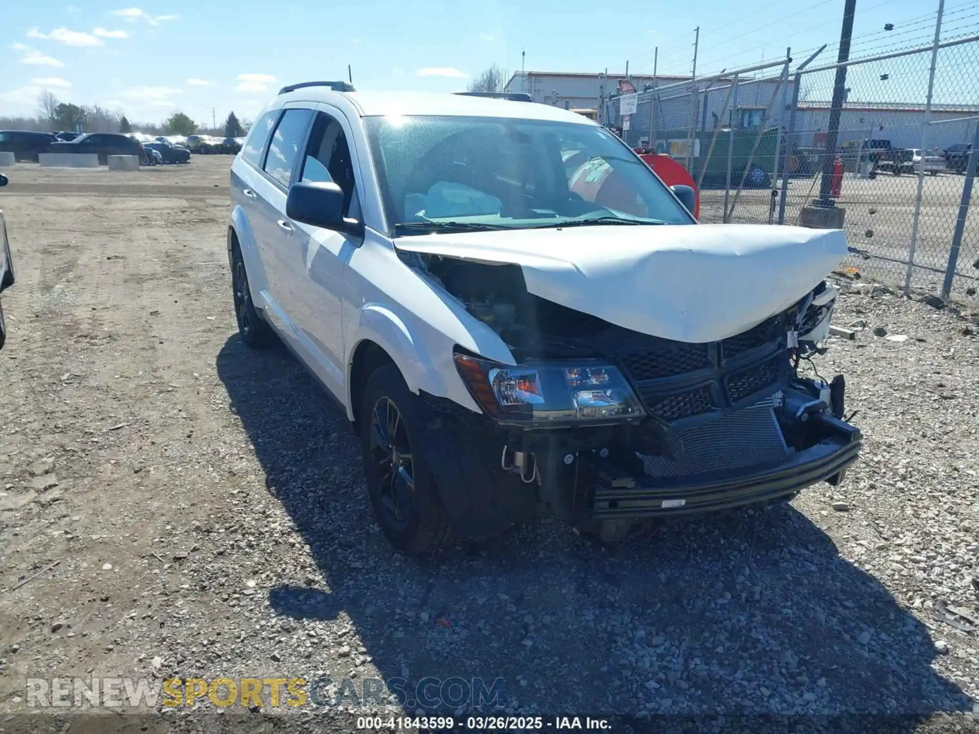1 Photograph of a damaged car 3C4PDCABXLT265228 DODGE JOURNEY 2020