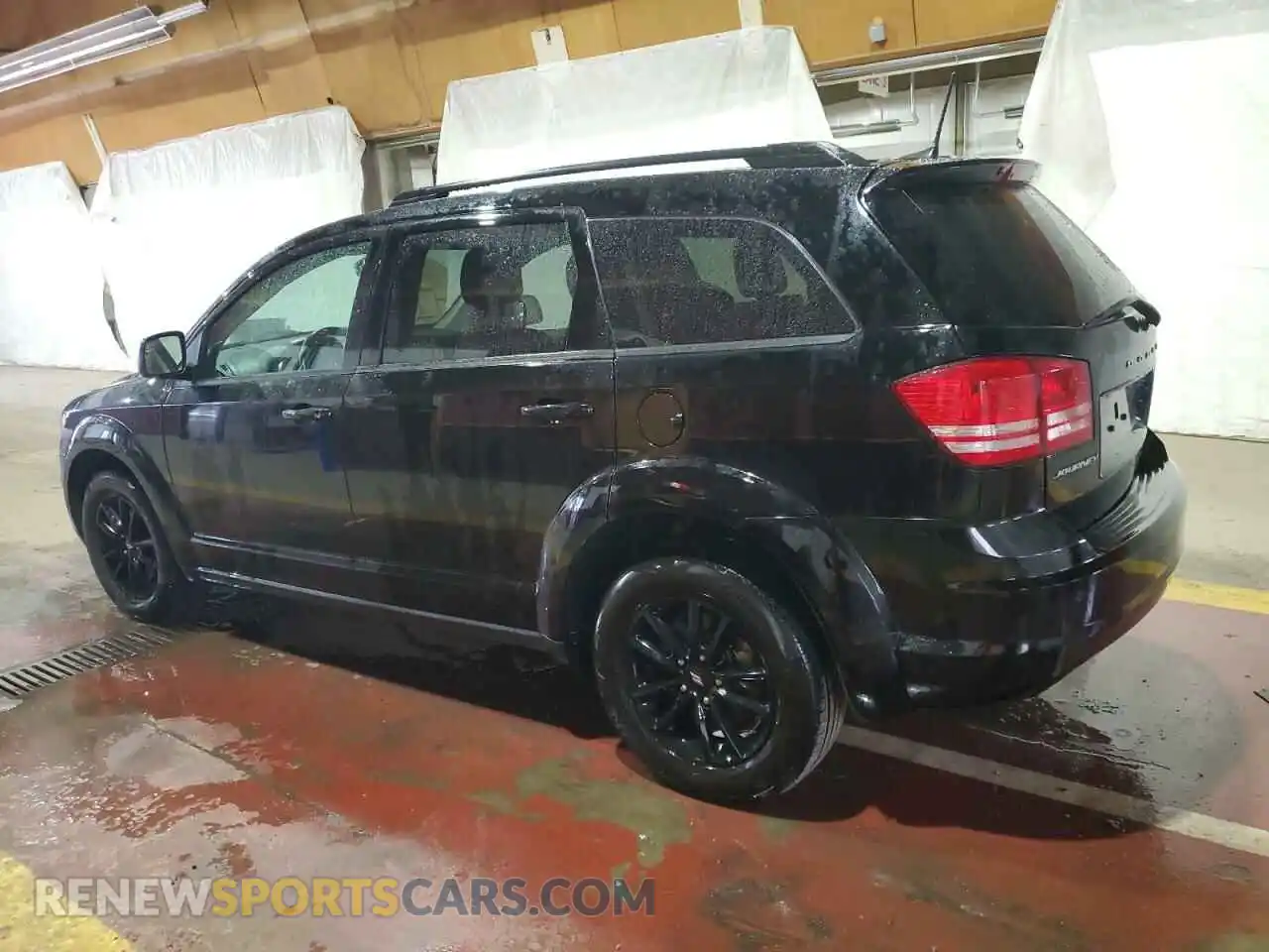 2 Photograph of a damaged car 3C4PDCABXLT277699 DODGE JOURNEY 2020