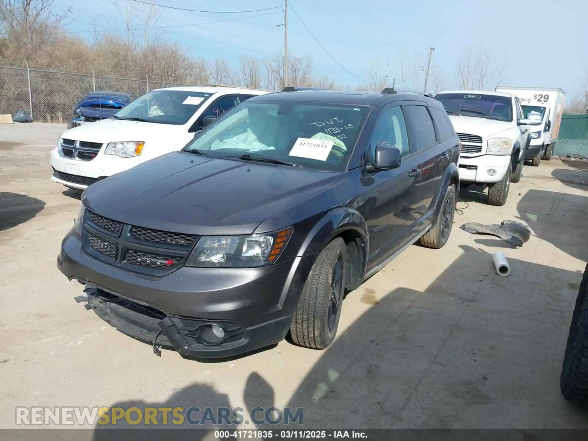 2 Photograph of a damaged car 3C4PDCGB2LT188152 DODGE JOURNEY 2020