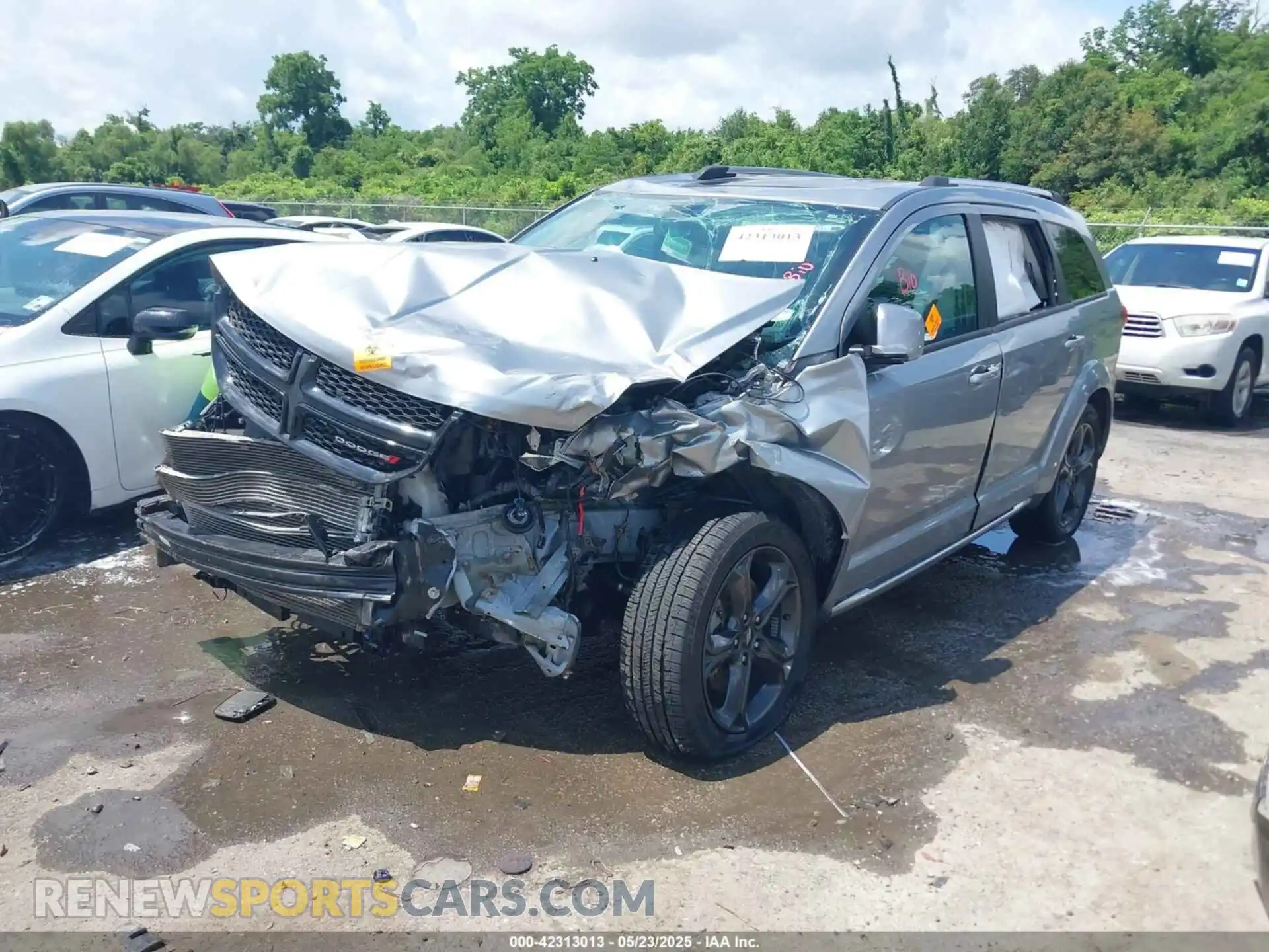 2 fotografías del automóvil dañado 3C4PDCGB3LT212720 DODGE JOURNEY 2020