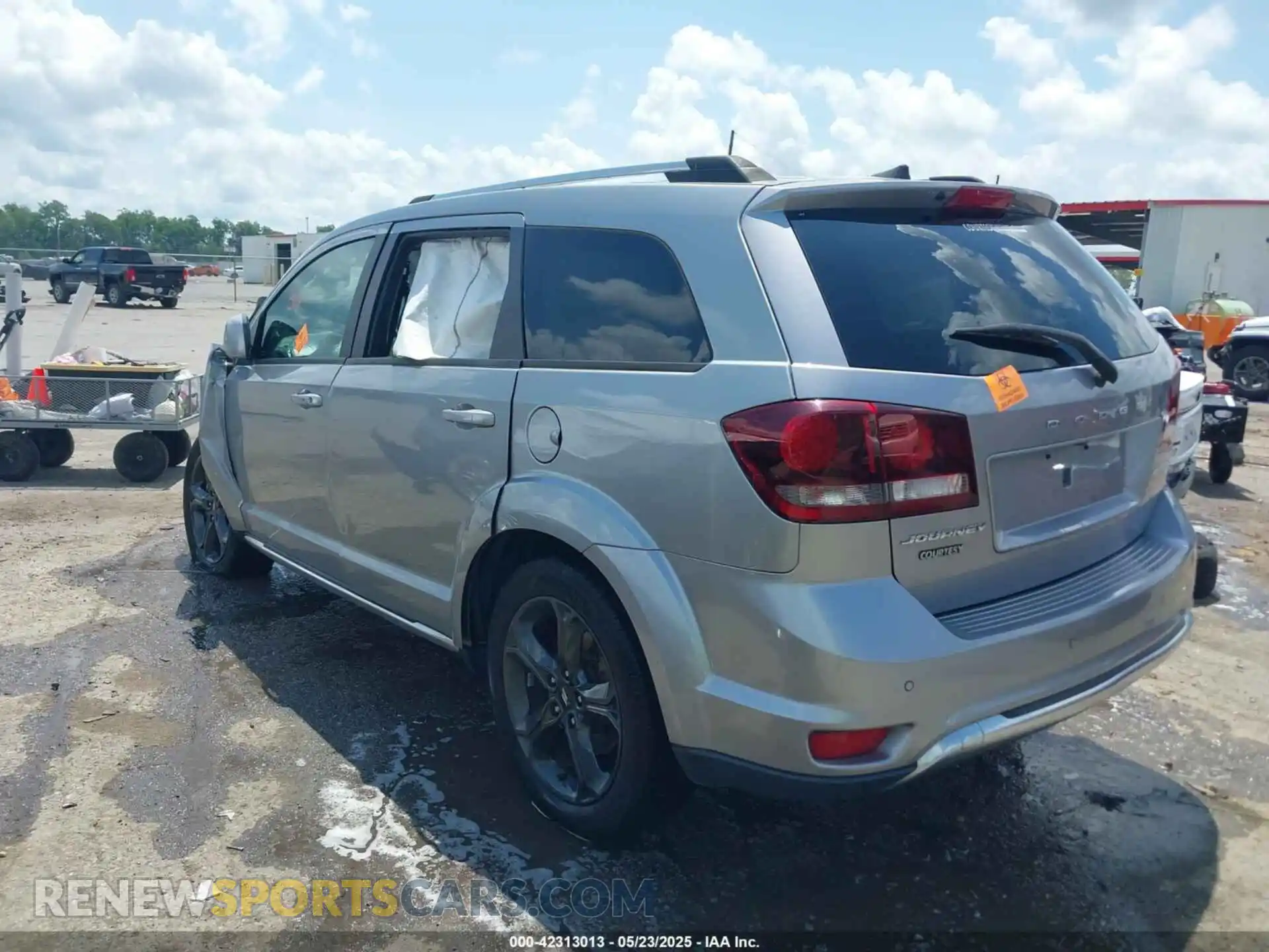 3 fotografías del automóvil dañado 3C4PDCGB3LT212720 DODGE JOURNEY 2020