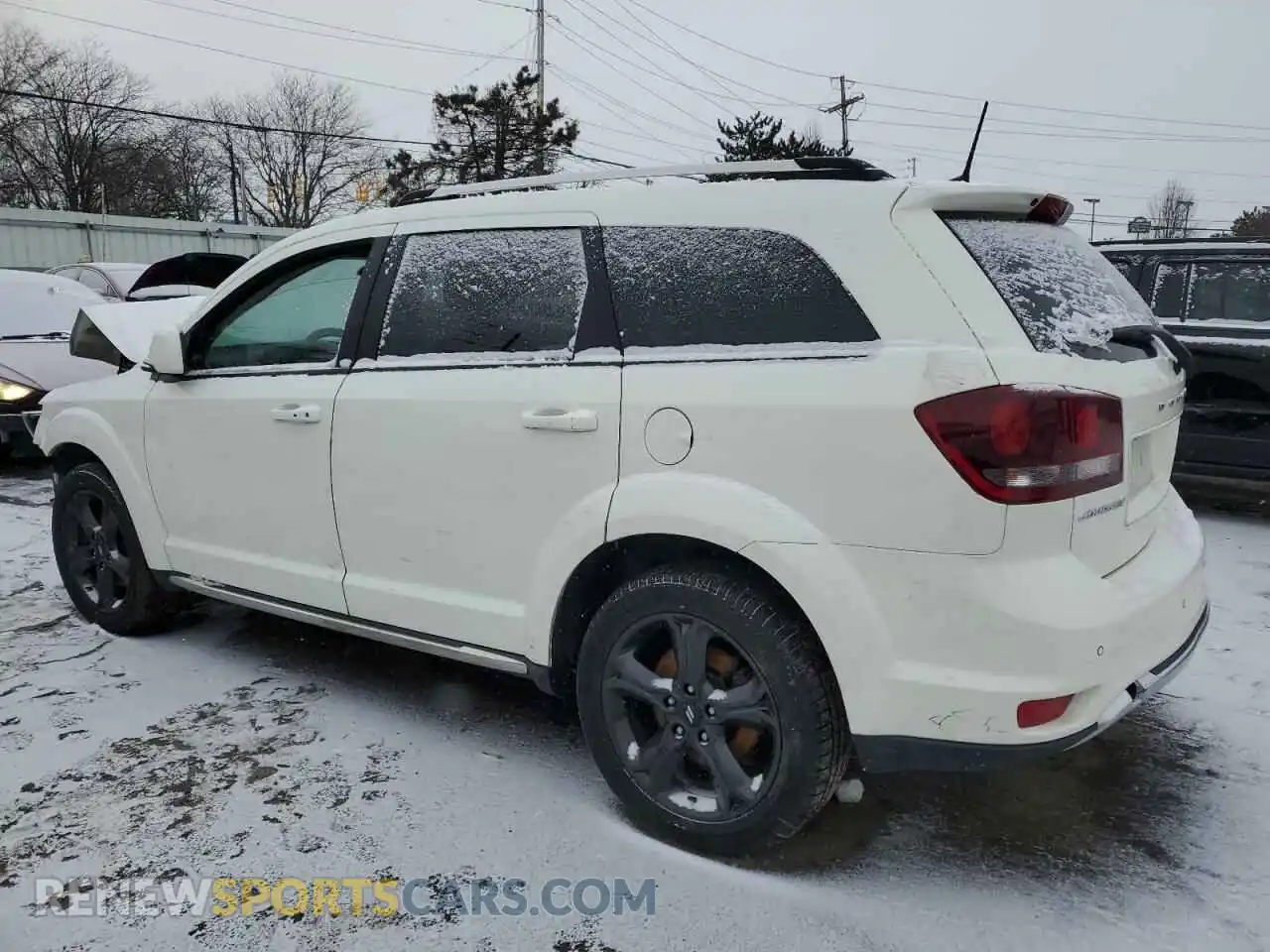 2 Photograph of a damaged car 3C4PDCGB5LT265855 DODGE JOURNEY 2020