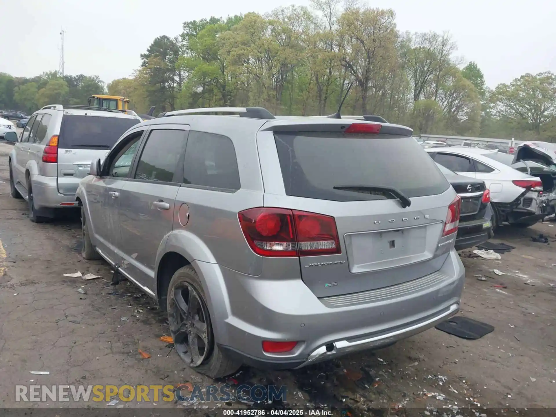 3 Photograph of a damaged car 3C4PDCGB6LT206636 DODGE JOURNEY 2020
