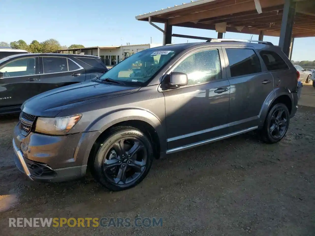 1 Photograph of a damaged car 3C4PDCGB7LT206516 DODGE JOURNEY 2020