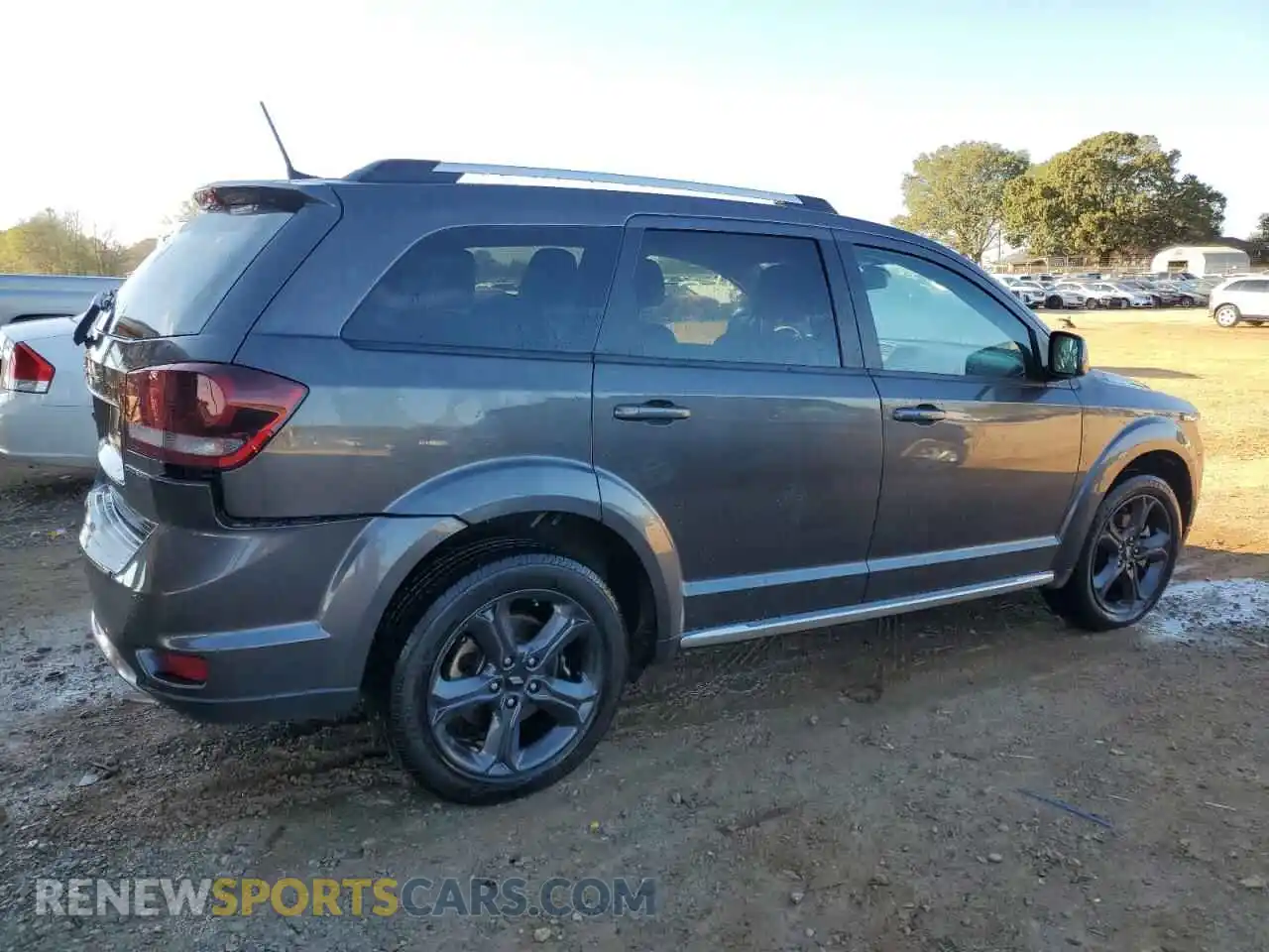 3 Photograph of a damaged car 3C4PDCGB7LT206516 DODGE JOURNEY 2020