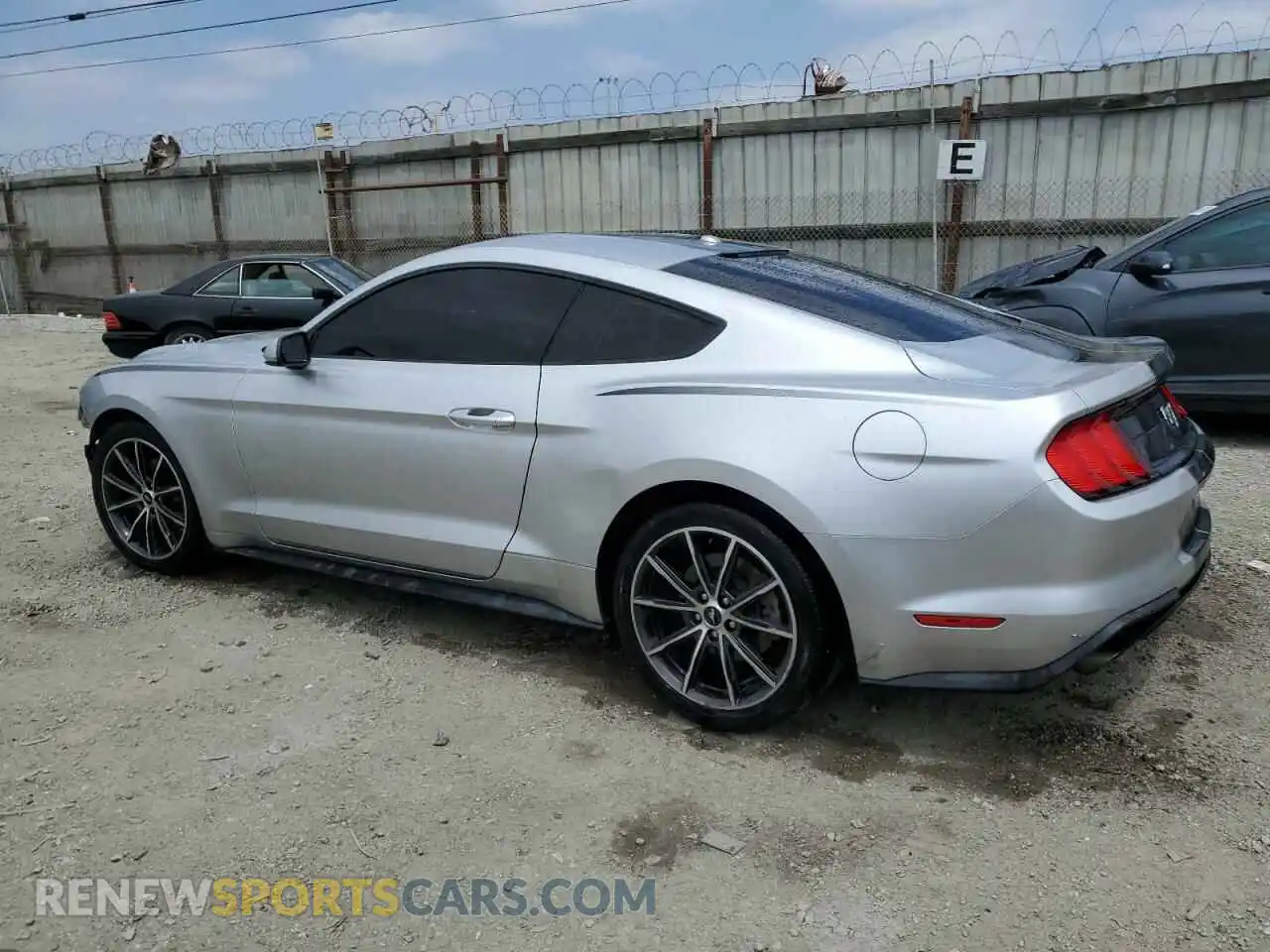 2 Photograph of a damaged car 1FA6P8TH4K5161291 FORD ALL Models 2019