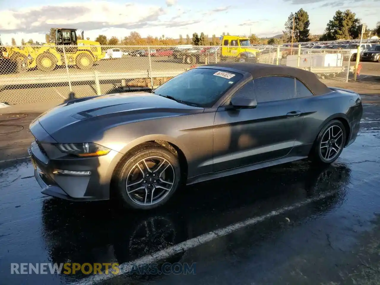 1 Photograph of a damaged car 1FATP8UH0K5179675 FORD ALL Models 2019