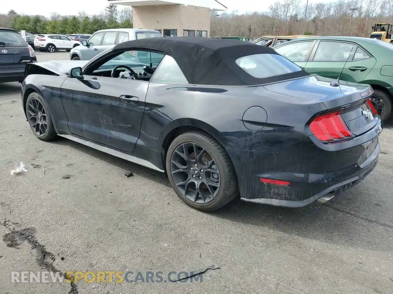 2 Photograph of a damaged car 1FATP8UH2K5137914 FORD ALL Models 2019