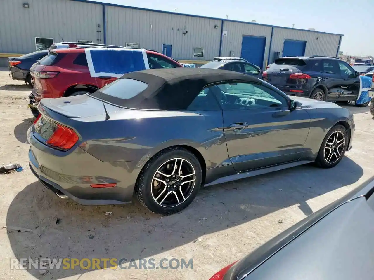 3 Photograph of a damaged car 1FATP8UH3K5181596 FORD ALL Models 2019