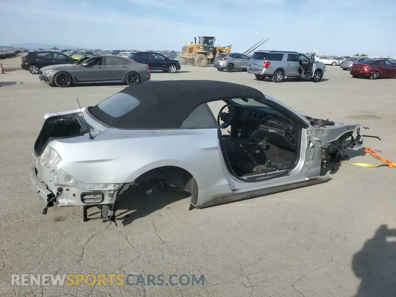 3 Photograph of a damaged car 1FATP8UH6K5106519 FORD ALL Models 2019