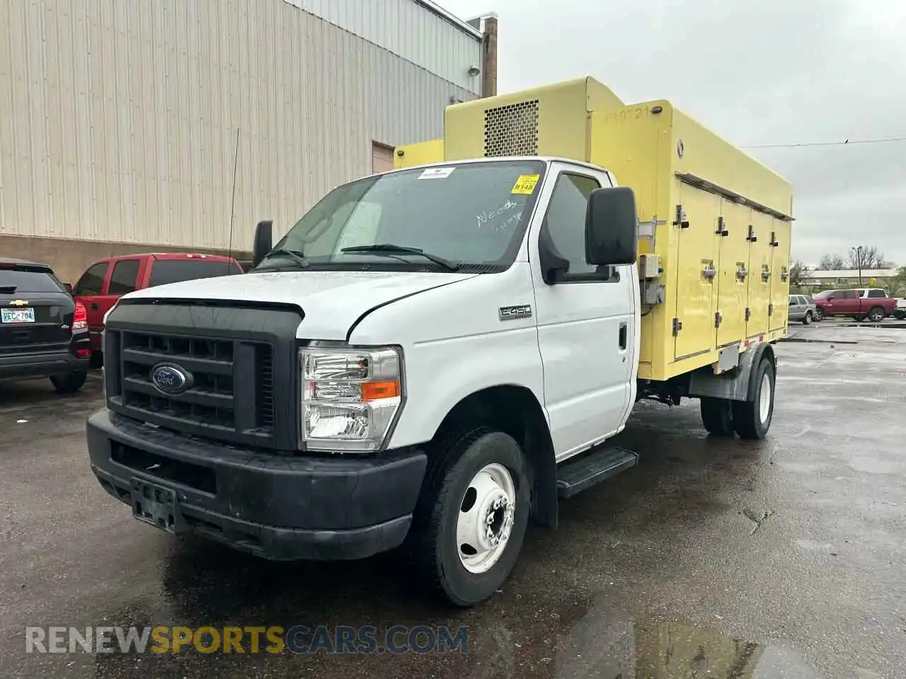 2 fotografías del automóvil dañado 1FDXE4FS8KDC19330 FORD ALL Models 2019