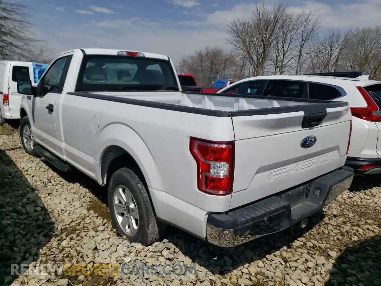 2 fotografías del automóvil dañado 1FTMF1CB5KKC01449 FORD All Models 2019
