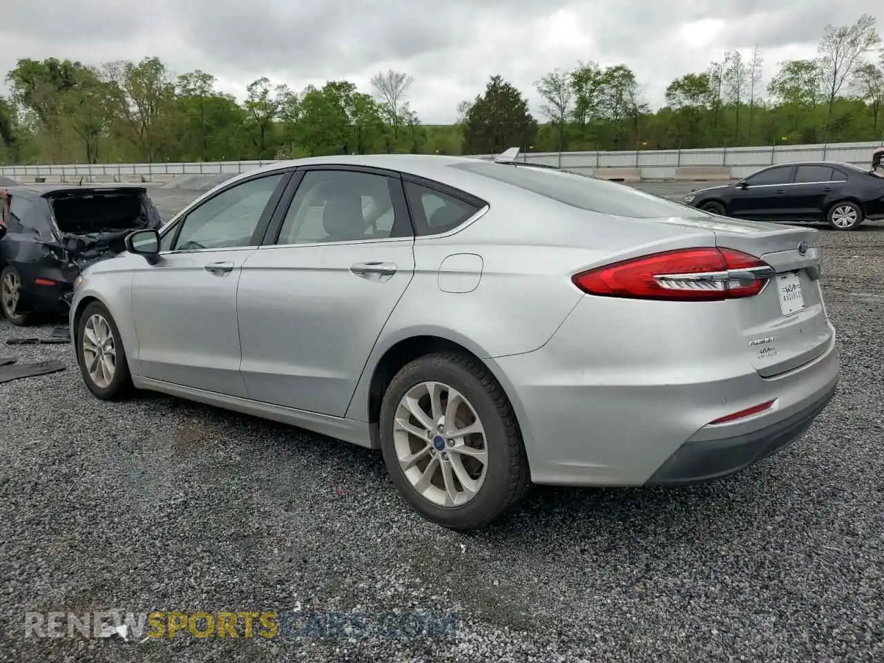 2 Photograph of a damaged car 3FA6P0HD7KR160656 FORD ALL Models 2019