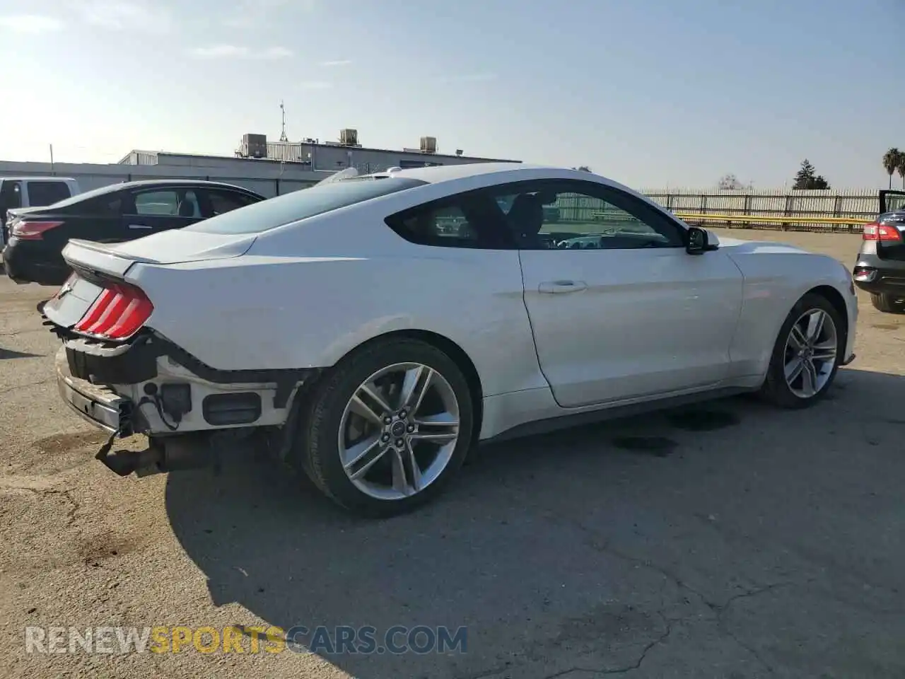 3 Photograph of a damaged car 1FA6P8TH3L5103240 FORD ALL Models 2020