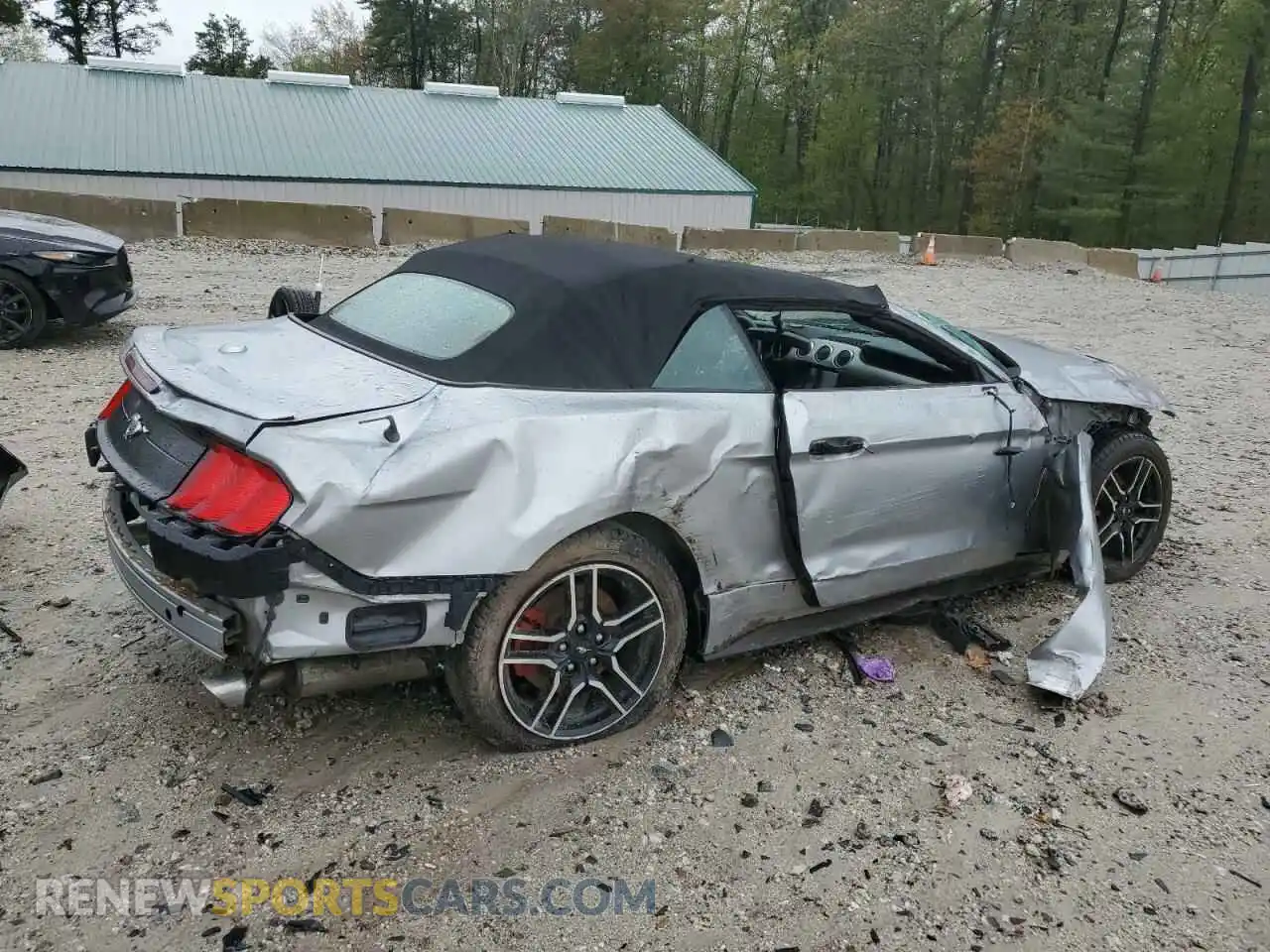 3 Photograph of a damaged car 1FATP8UH5L5131560 FORD ALL Models 2020