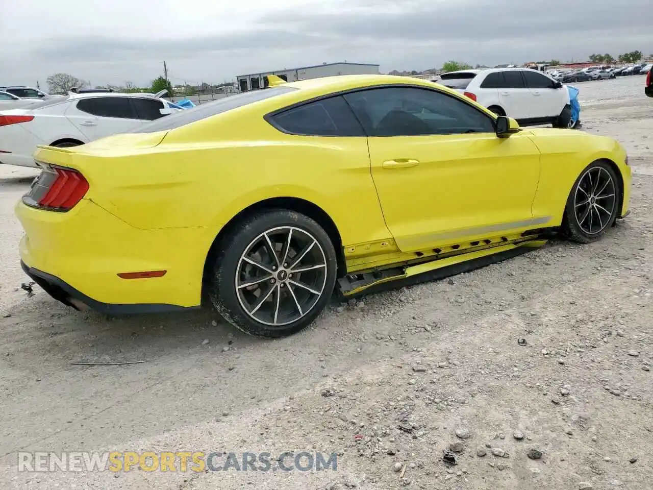 3 Photograph of a damaged car 1FA6P8TH5M5152165 FORD ALL Models 2021