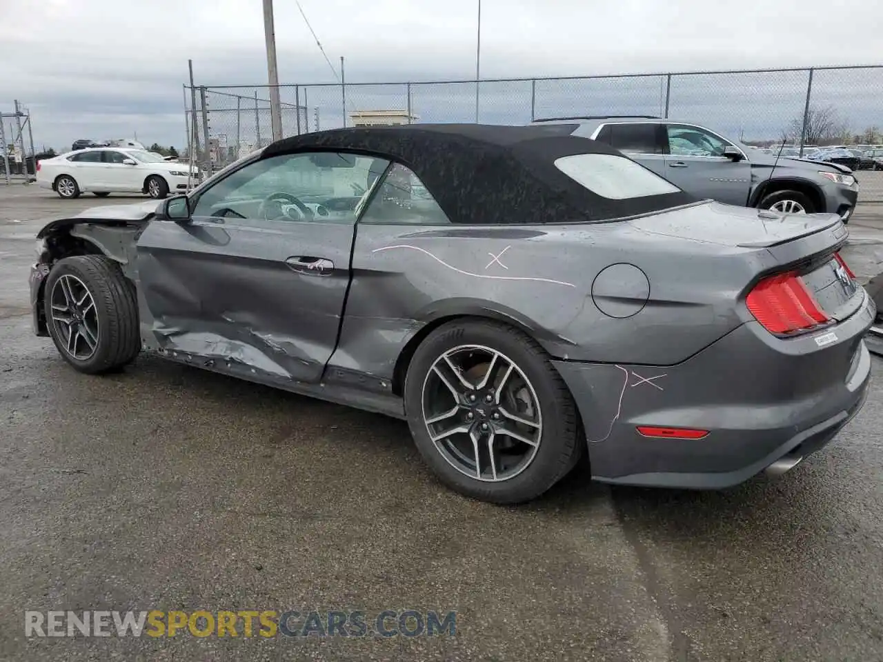 2 Photograph of a damaged car 1FATP8UH0M5115977 FORD ALL Models 2021