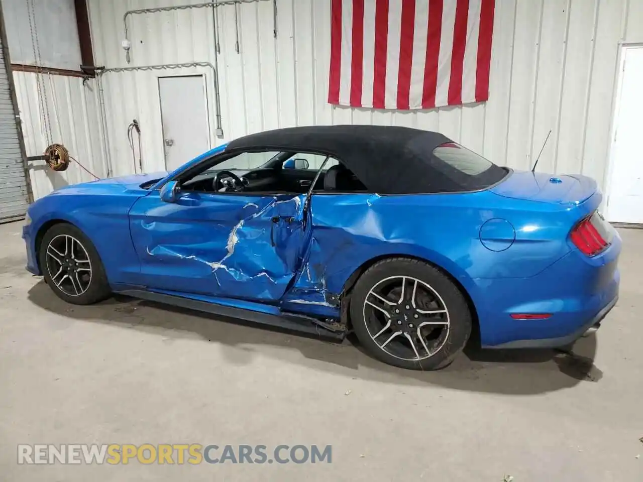 2 Photograph of a damaged car 1FATP8UH1M5116183 FORD ALL Models 2021