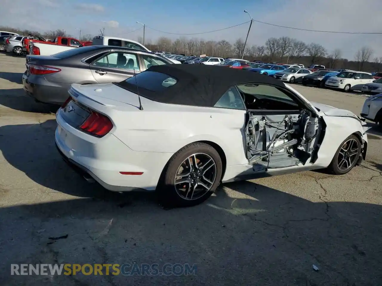 3 Photograph of a damaged car 1FATP8UH3N5119118 FORD ALL Models 2022