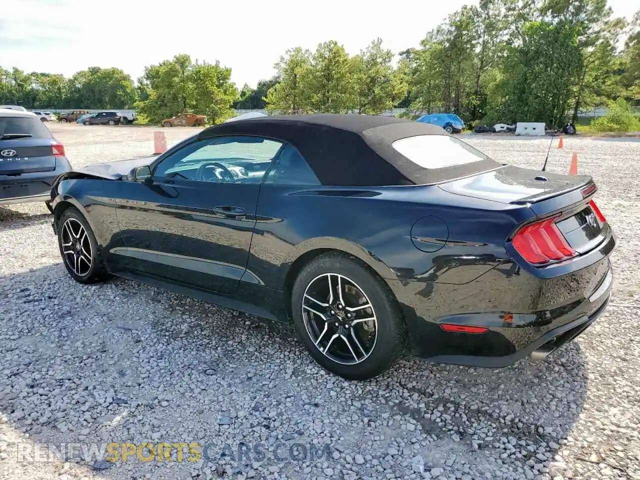 2 Photograph of a damaged car 1FATP8UH5N5102529 FORD ALL Models 2022