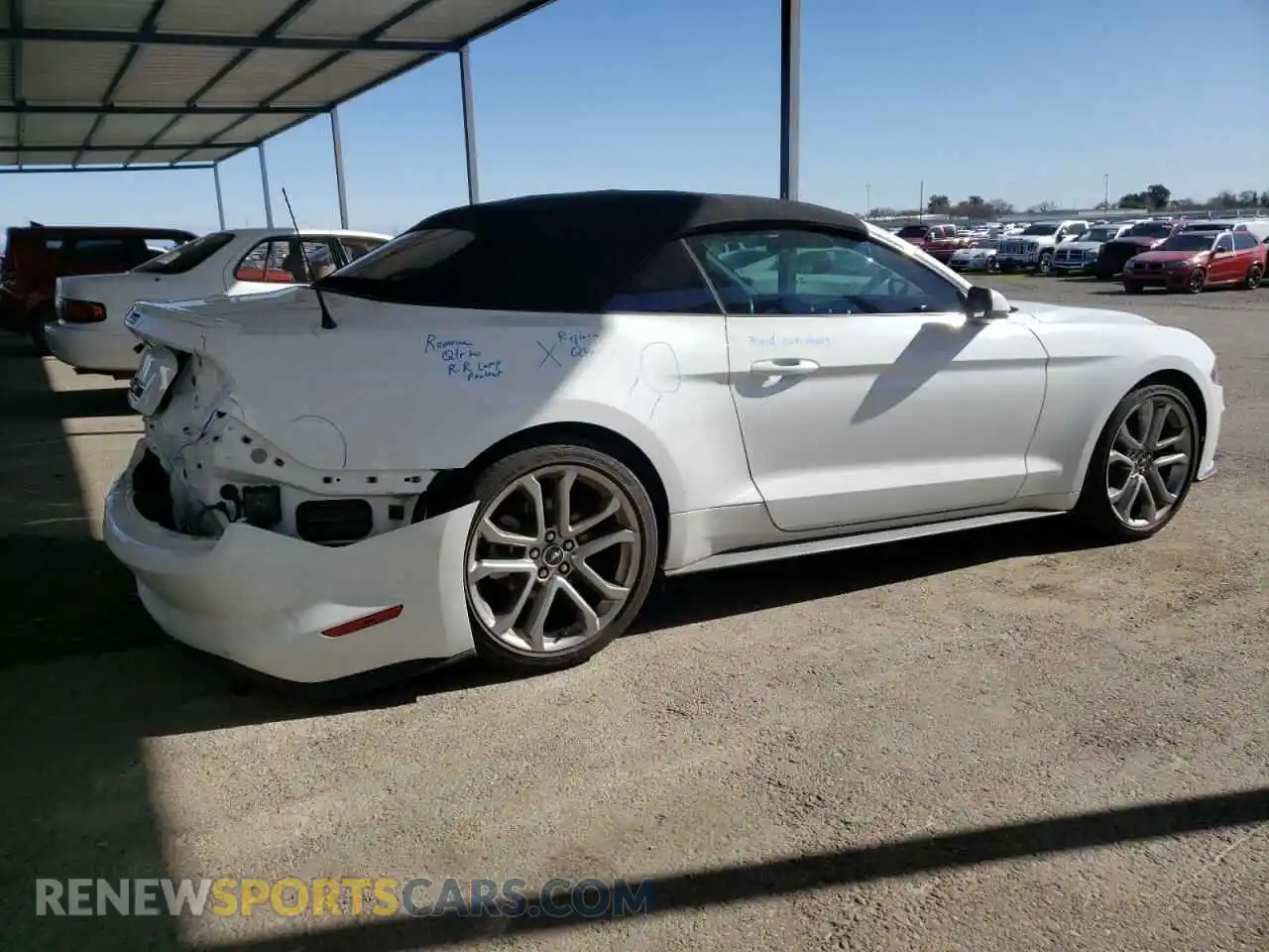 3 fotografías del automóvil dañado 1FATP8UH9P5108143 FORD ALL Models 2023