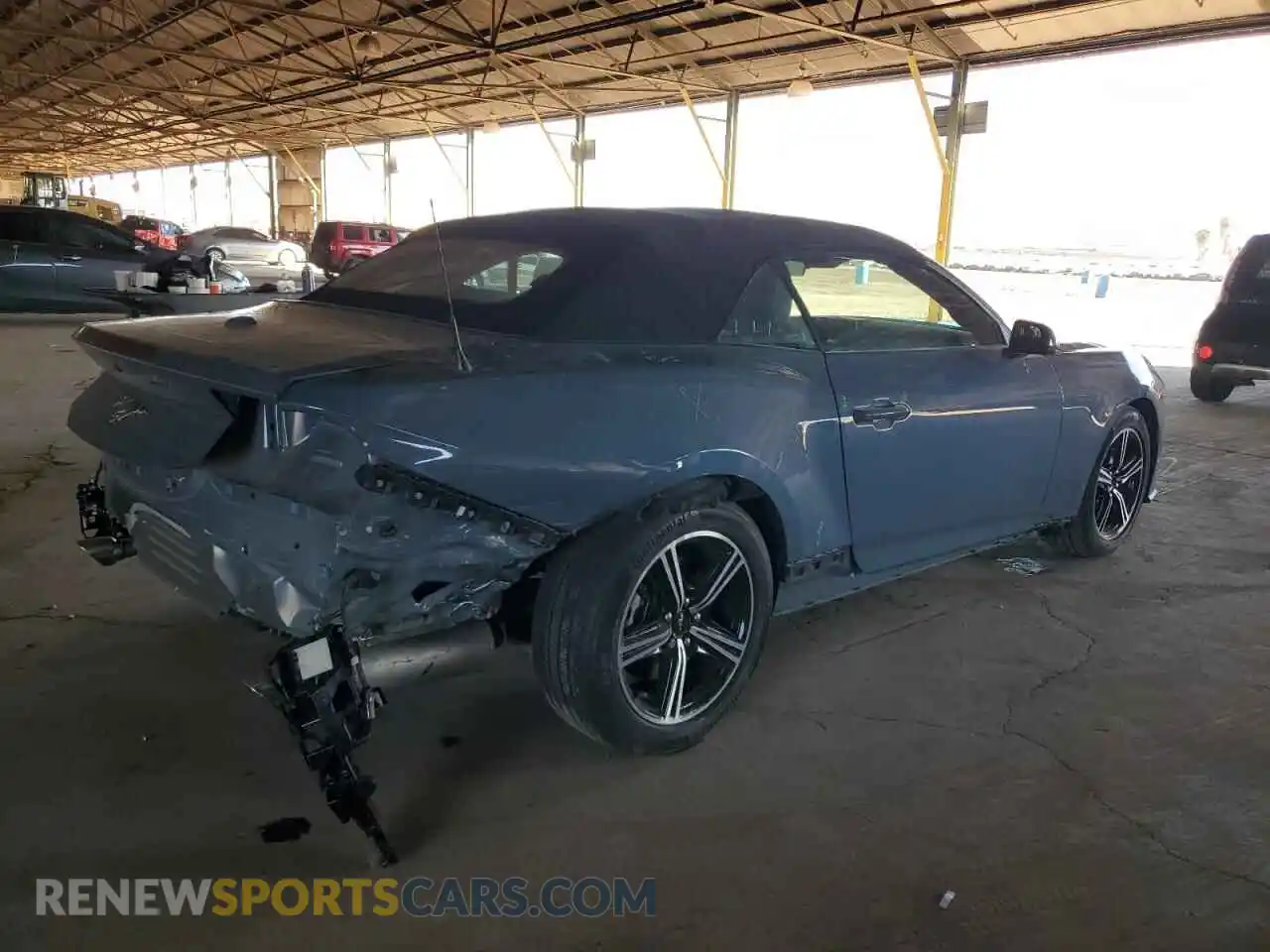 3 Photograph of a damaged car 1FAGP8UH4R5118812 FORD ALL Models 2024