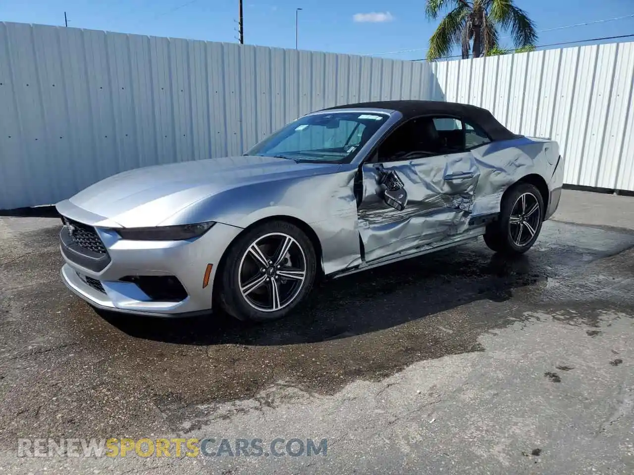 1 Photograph of a damaged car 1FAGP8UH9S5117211 FORD ALL Models 2025