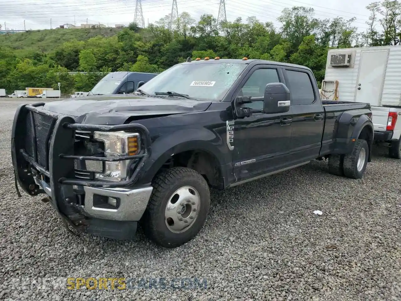 1 Photograph of a damaged car 1FT8W3DT0KEG02877 FORD ALL OTHER 2019