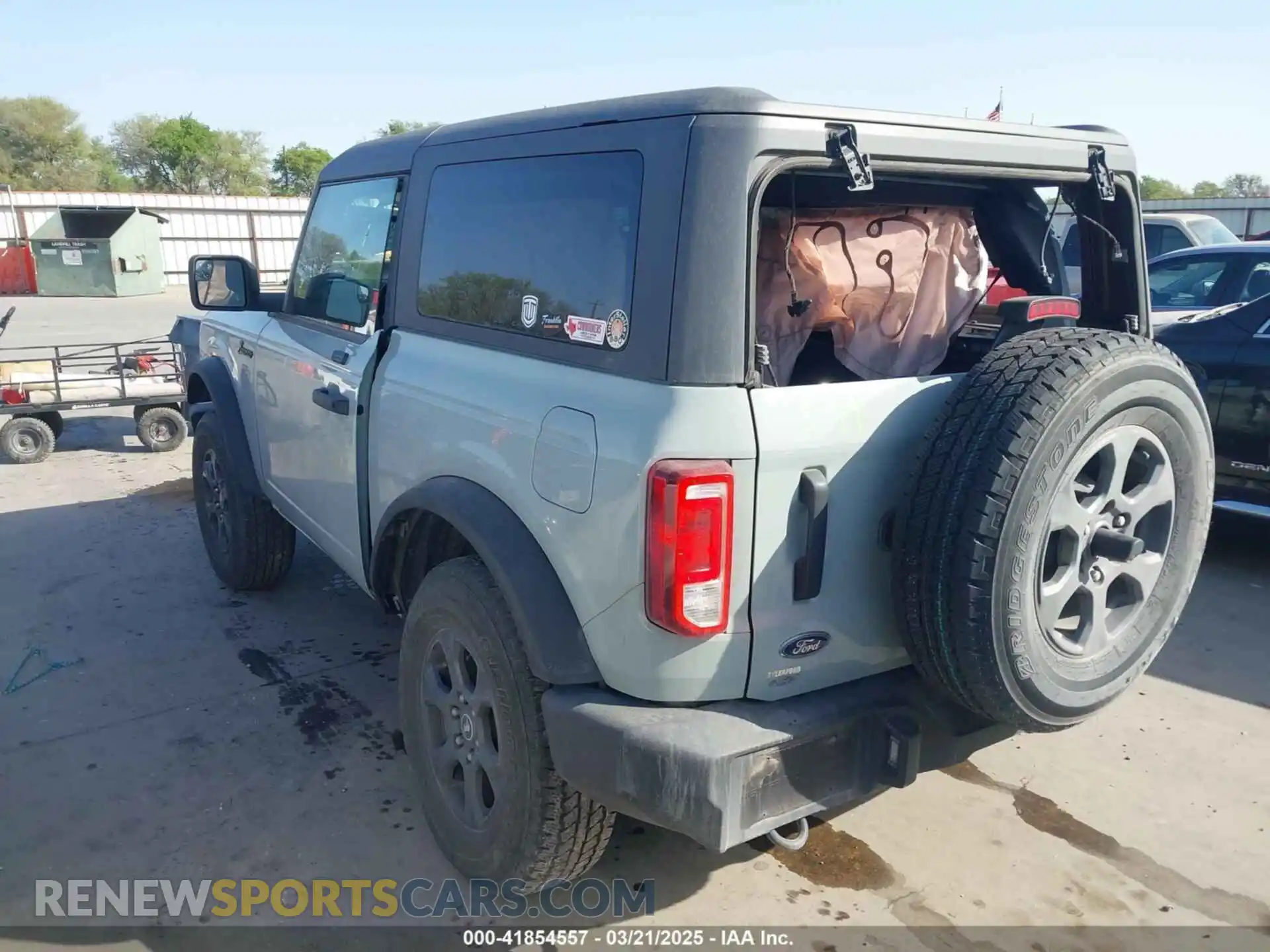 3 Photograph of a damaged car 1FMDE5AH2MLA77389 FORD BRONCO 2021