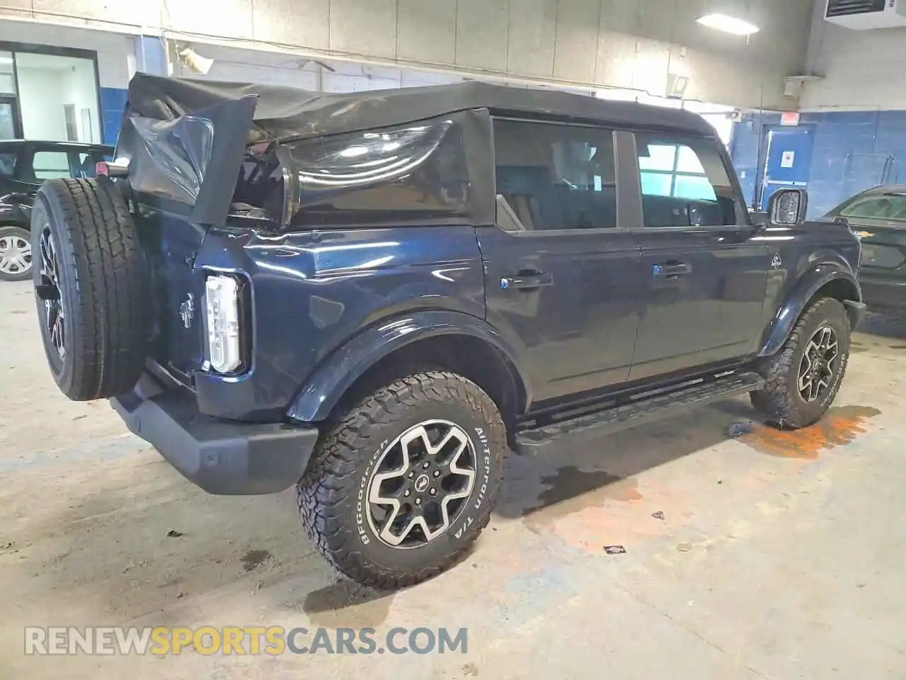 3 Photograph of a damaged car 1FMDE5BHXMLA73945 FORD BRONCO 2021