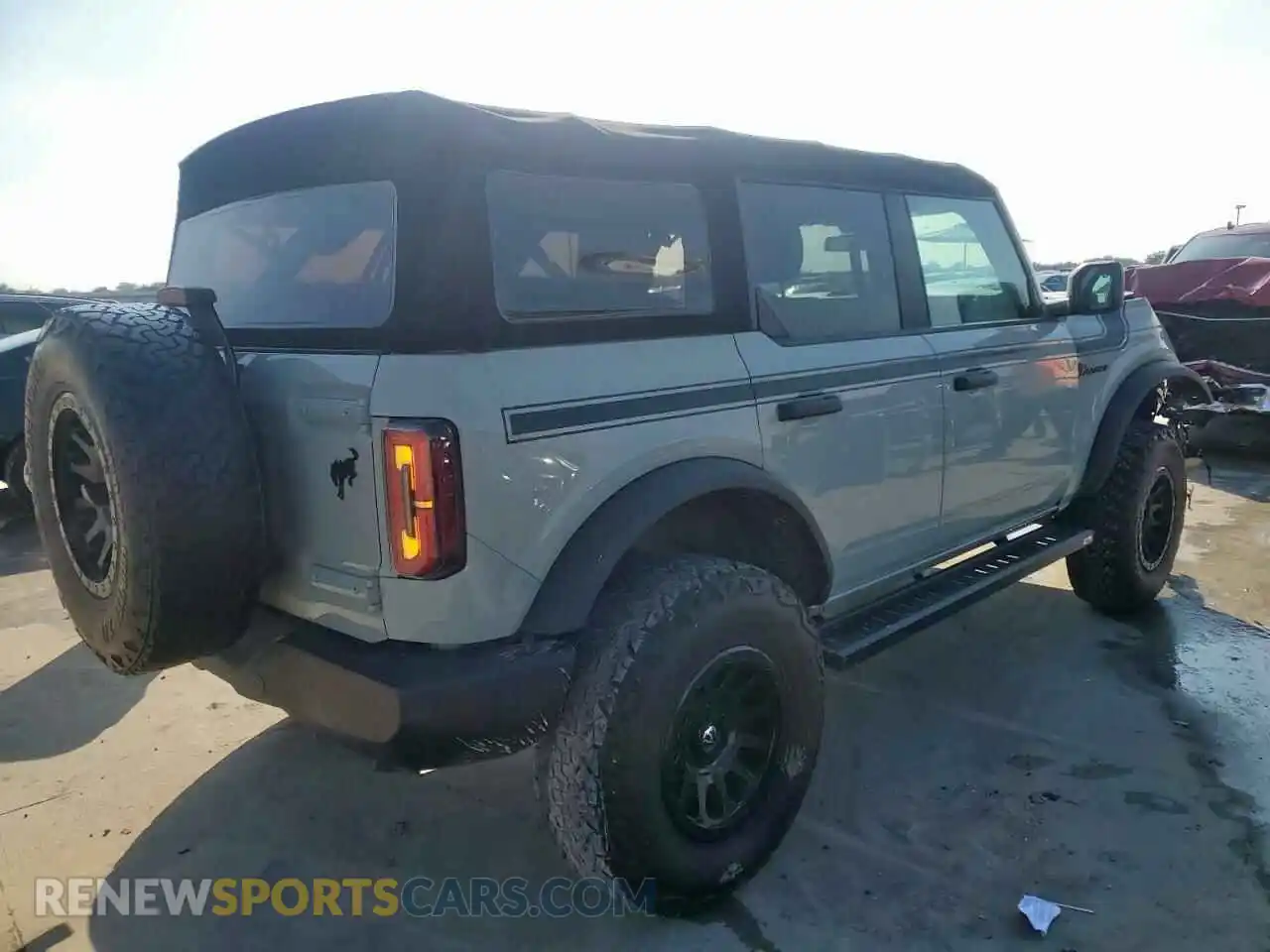 3 Photograph of a damaged car 1FMDE5BHXMLA97789 FORD BRONCO 2021