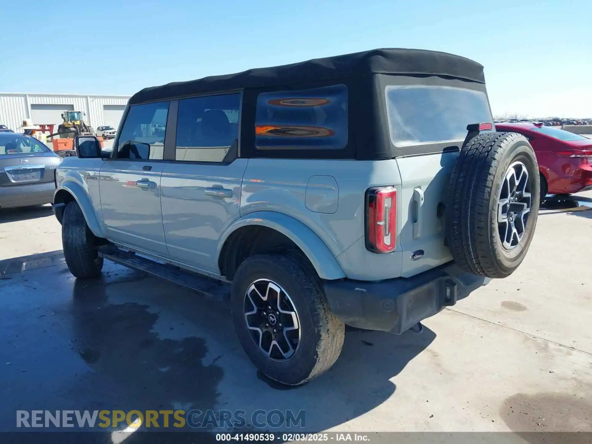 3 fotografías del automóvil dañado 1FMDE5BHXMLB06040 FORD BRONCO 2021