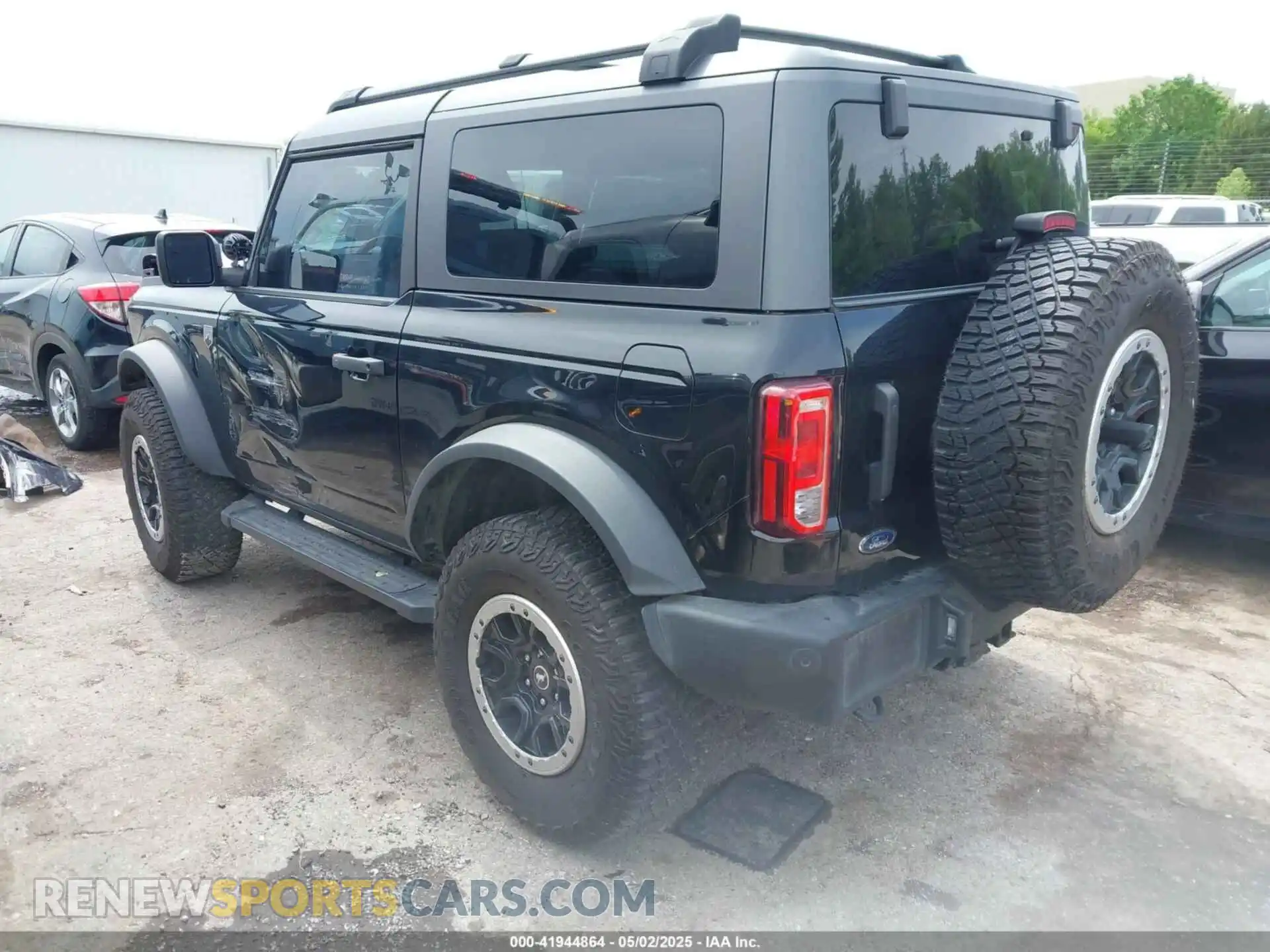 3 fotografías del automóvil dañado 1FMDE5CHXMLA64063 FORD BRONCO 2021