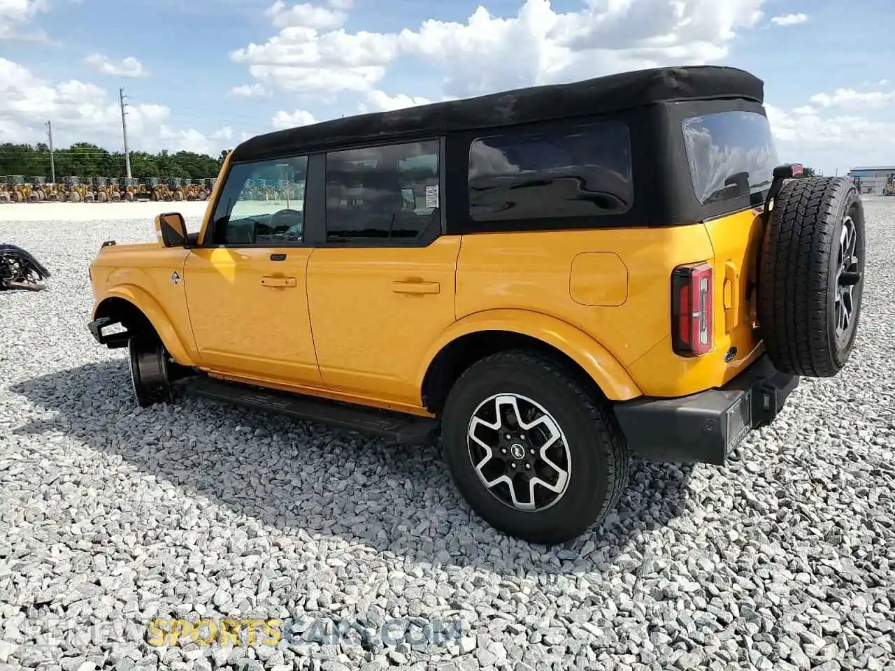 2 Photograph of a damaged car 1FMEE5BP5MLA90132 FORD BRONCO 2021
